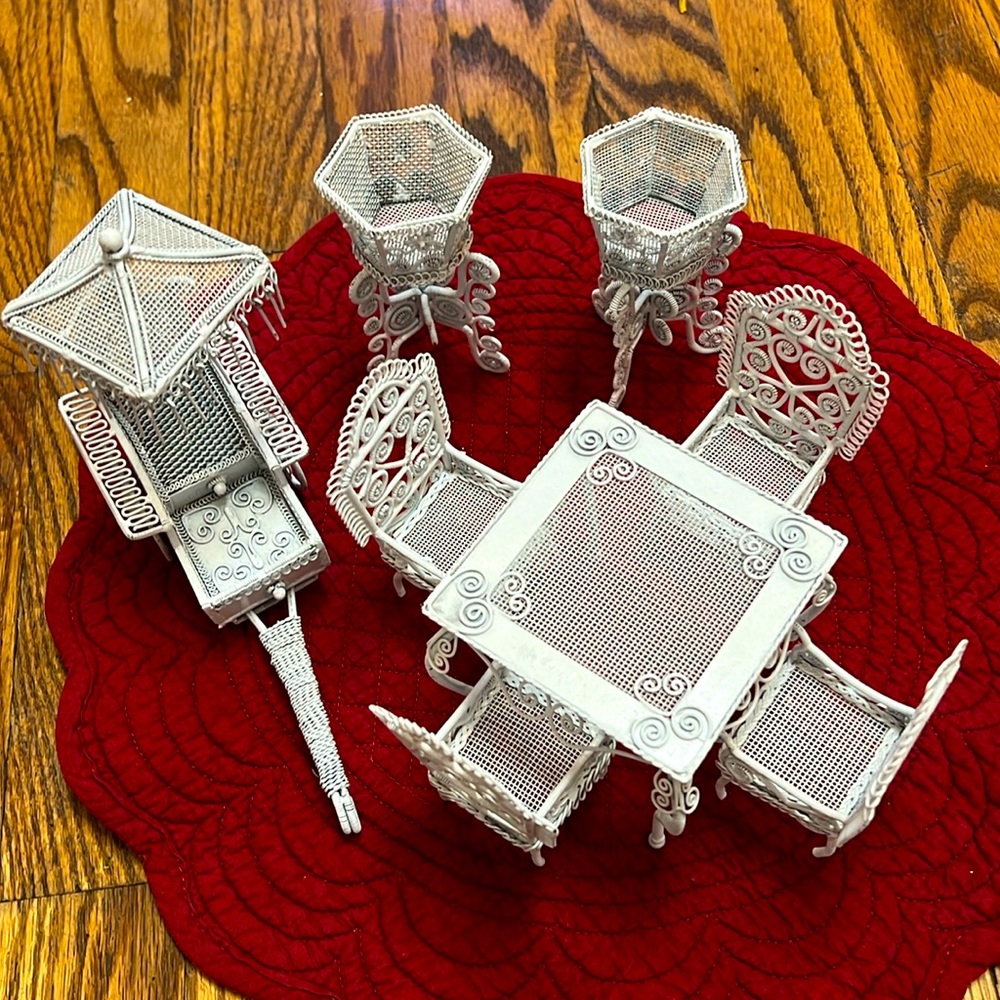 Vintage 70’s doll house Patio Set